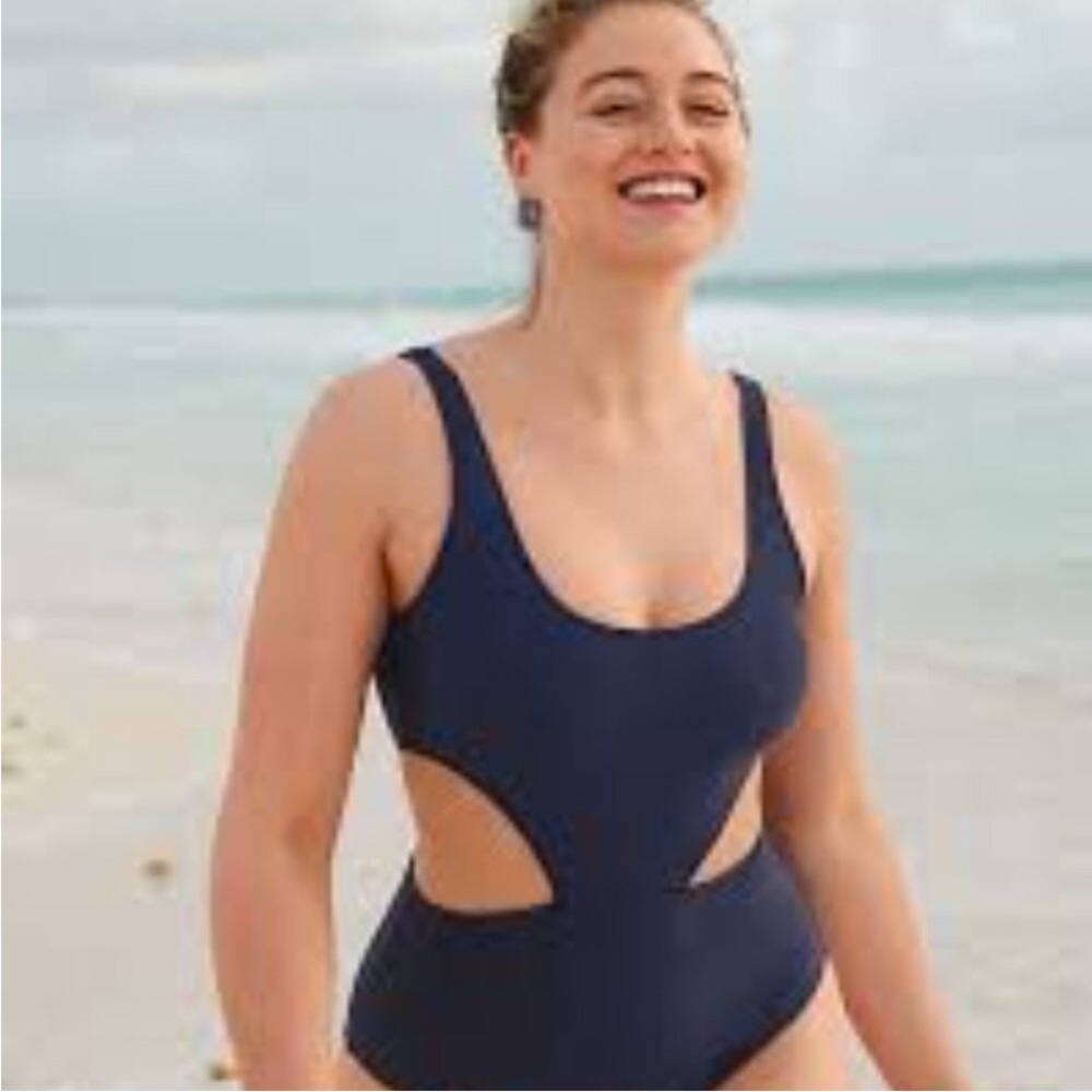 Aerie Swim One Piece Navy Blue Cutout Side Halter Top w Tie Back Closure L EUC - Picture 12 of 16